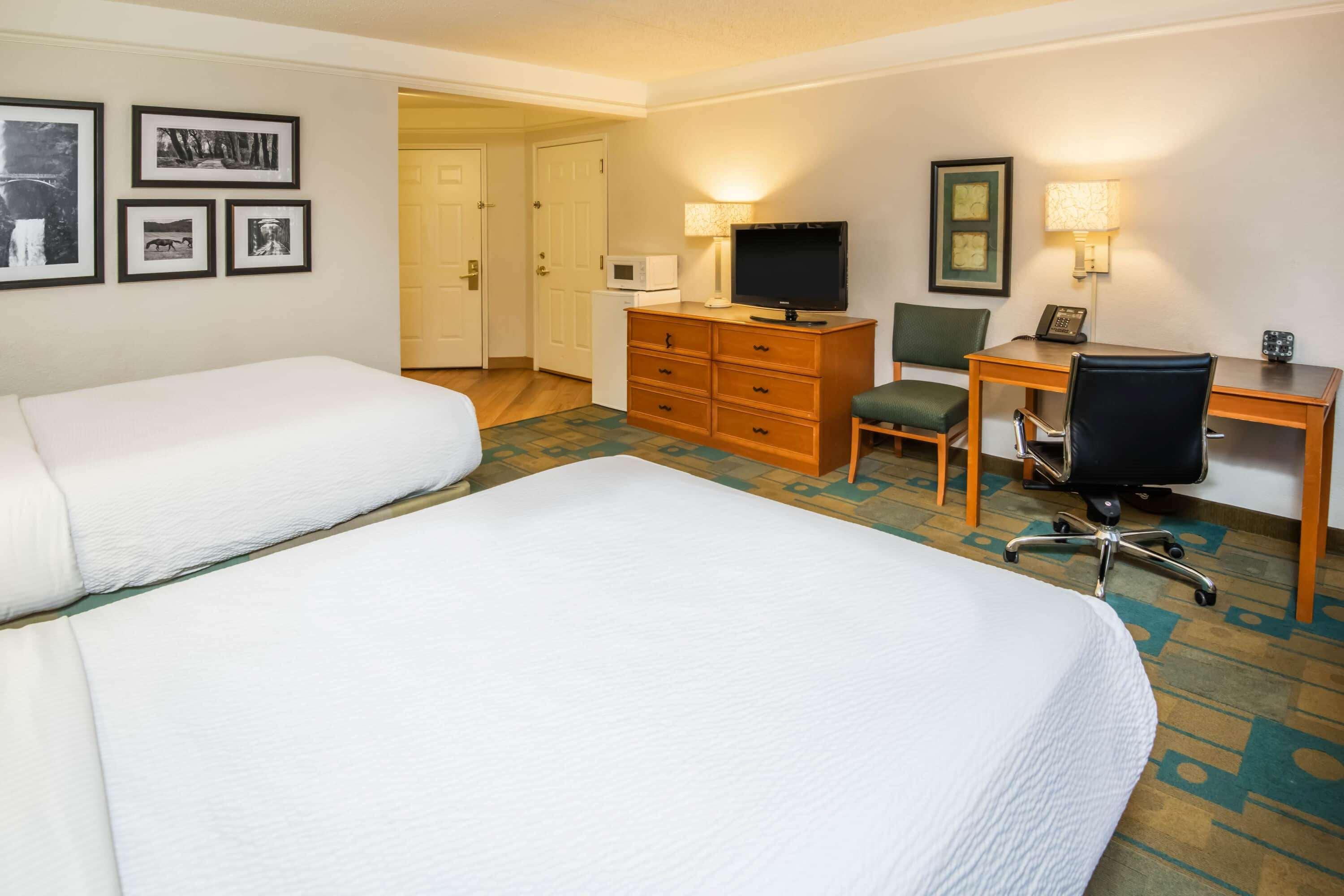 La Quinta By Wyndham Colorado Springs South Airport Hotell Exteriör bild