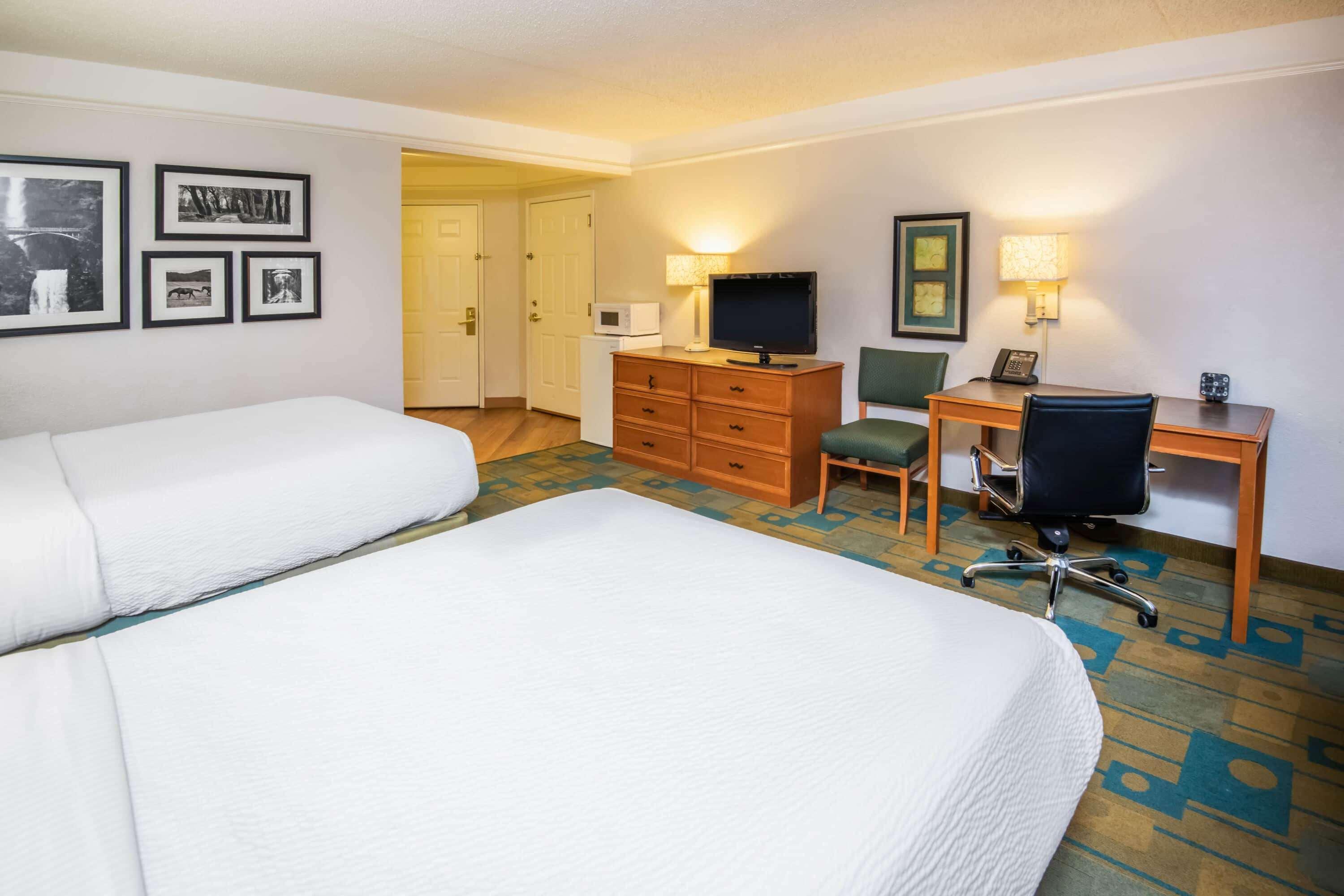 La Quinta By Wyndham Colorado Springs South Airport Hotell Exteriör bild