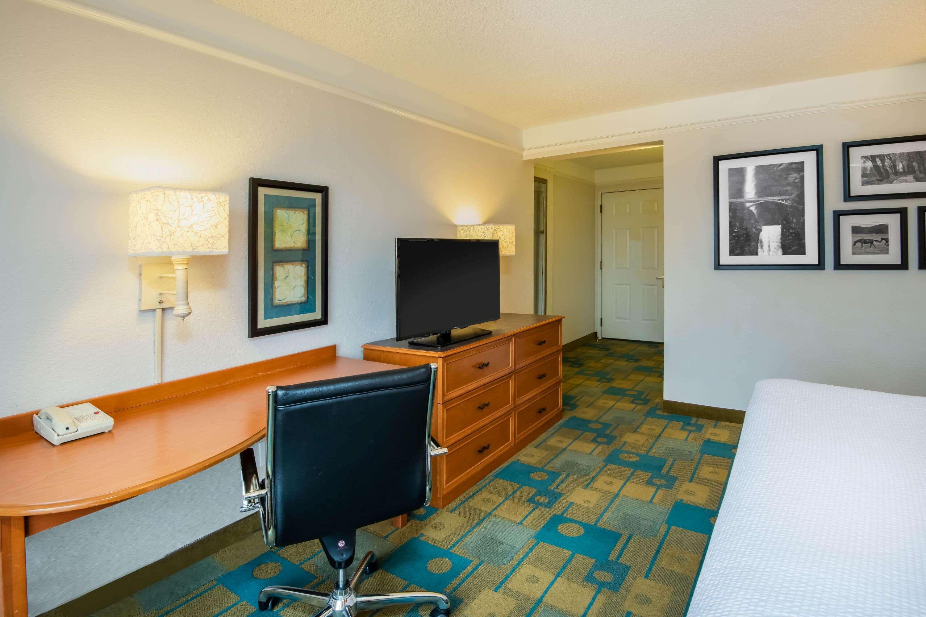 La Quinta By Wyndham Colorado Springs South Airport Hotell Exteriör bild