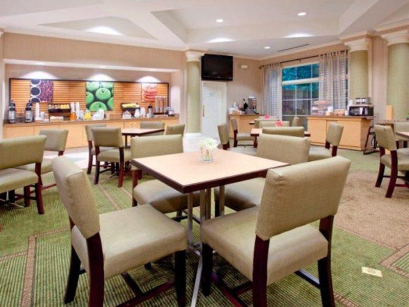 La Quinta By Wyndham Colorado Springs South Airport Hotell Exteriör bild